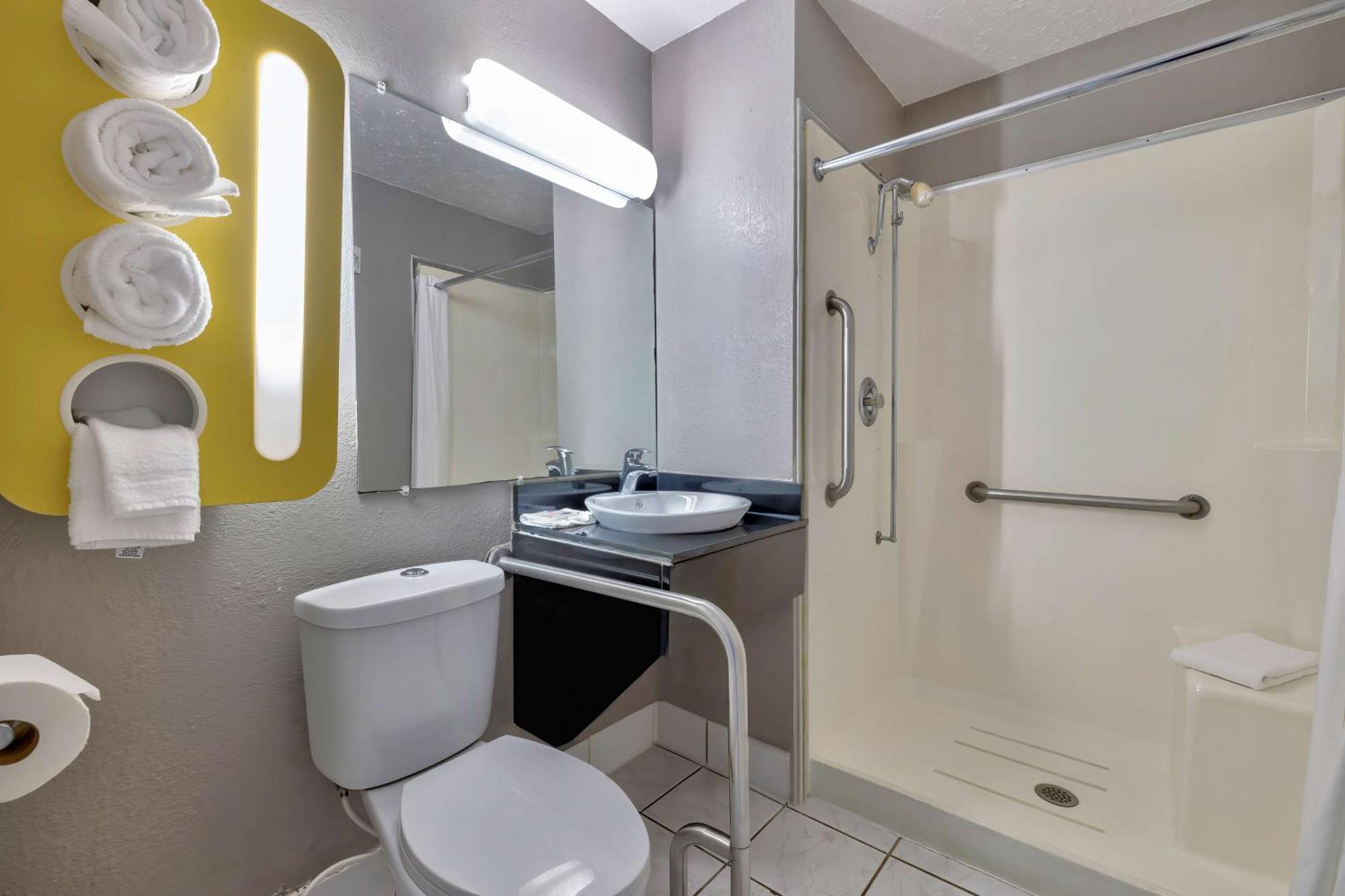 Motel 6-Oshkosh, Wi Eksteriør bilde