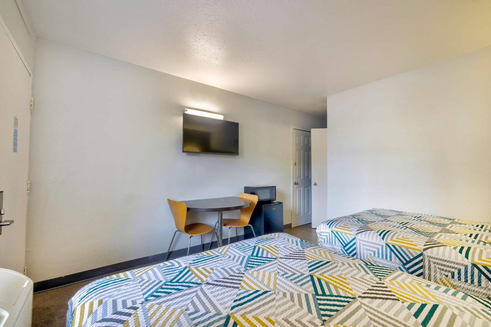 Motel 6-Oshkosh, Wi Eksteriør bilde