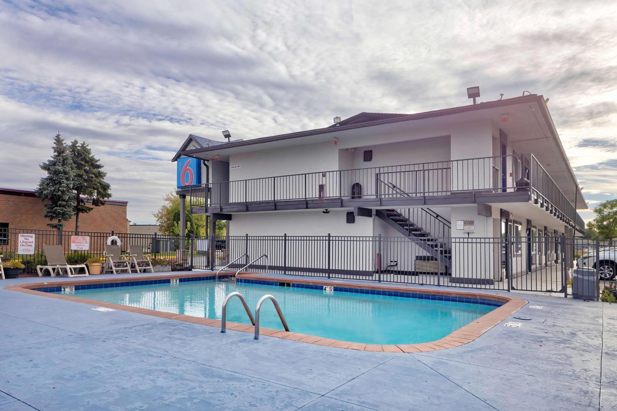 Motel 6-Oshkosh, Wi Eksteriør bilde
