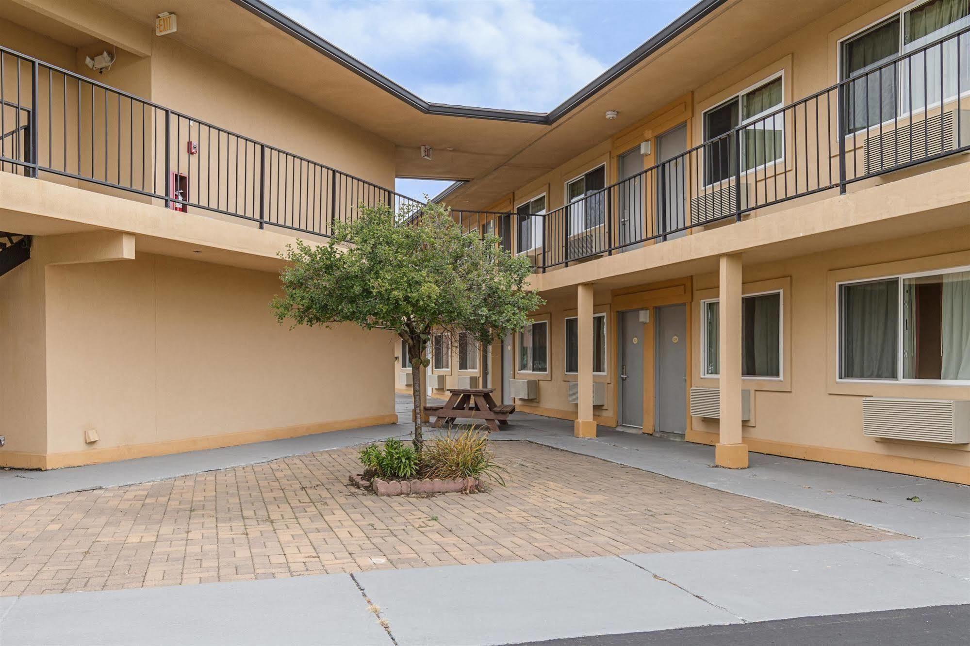 Motel 6-Oshkosh, Wi Eksteriør bilde