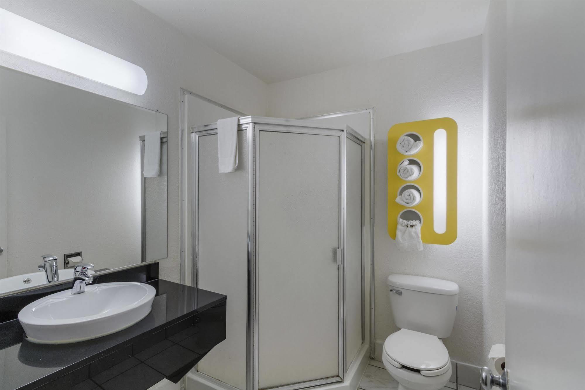 Motel 6-Oshkosh, Wi Eksteriør bilde